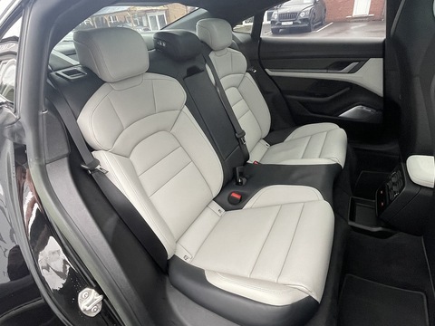 Performance Plus 93.4kWh Turbo S Saloon 4dr Electric Auto 4WD (11kW Charger) (761 ps)