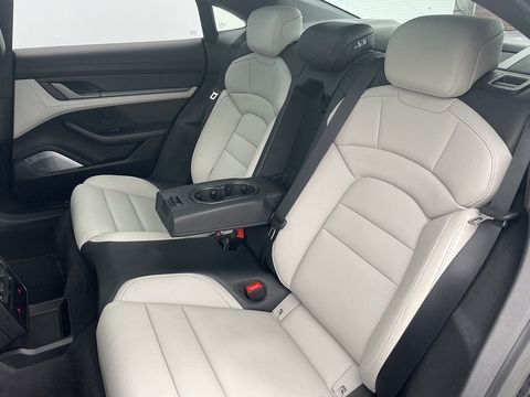 Performance Plus 93.4kWh Turbo S Saloon 4dr Electric Auto 4WD (11kW Charger) (761 ps)