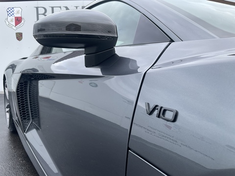 5.2 FSI V10 Plus Coupe 2dr Petrol S Tronic quattro Euro 6 (s/s) (610 ps)