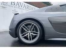 Audi R8 5.2 FSI V10 Plus Coupe 2dr Petrol S Tronic quattro Euro 6 (s/s) (610 ps)
