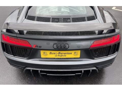 5.2 FSI V10 Plus Coupe 2dr Petrol S Tronic quattro Euro 6 (s/s) (610 ps)