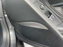 Audi R8 5.2 FSI V10 Plus Coupe 2dr Petrol S Tronic quattro Euro 6 (s/s) (610 ps)