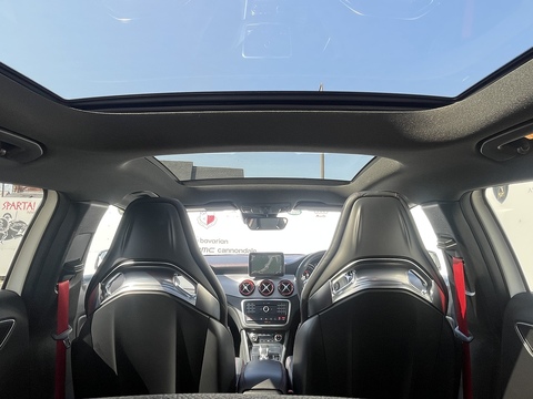 Mercedes-Benz GLA45 AMG (Premium) SUV 5dr