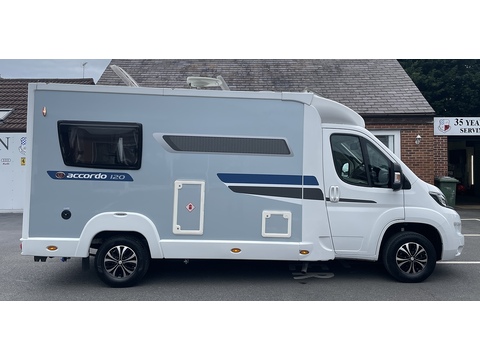 Boxer BlueHDi 333 2.0 2dr Chassis Cab Manual Diesel