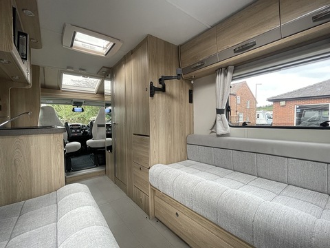 Boxer BlueHDi 333 2.0 2dr Chassis Cab Manual Diesel