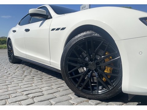 3.0D V6 Saloon 4dr Diesel ZF Euro 5 (s/s) (275 ps)
