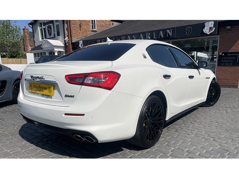 3.0D V6 Saloon 4dr Diesel ZF Euro 5 (s/s) (275 ps)
