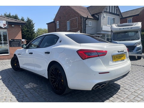 3.0D V6 Saloon 4dr Diesel ZF Euro 5 (s/s) (275 ps)