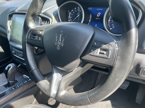 3.0D V6 Saloon 4dr Diesel ZF Euro 5 (s/s) (275 ps)