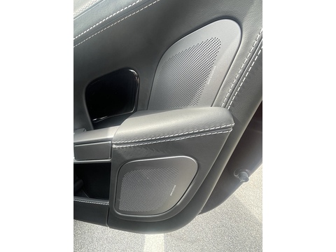 6.0 V12 Luxury Edition Saloon 4dr Petrol T-TronicII Euro 5 (470 bhp)