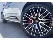 Porsche Macan S 2.9T V6 S SUV 5dr Petrol PDK 4WD Euro 6 (s/s) (380 ps)