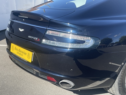 6.0 V12 S Shadow Edition Saloon 4dr Petrol T-TronIII Euro 6 (552 ps)