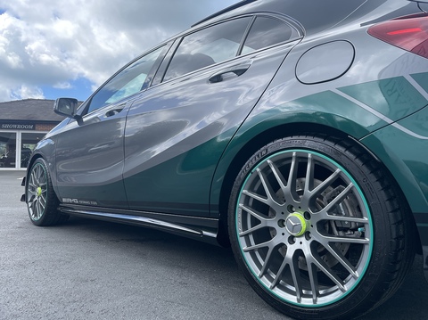 2.0 A45 AMG PETRONAS 2015 World Champion Edition Hatchback 5dr Petrol SpdS DCT 4MATIC Euro 6 (s/s) (381 ps)