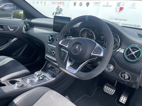 2.0 A45 AMG PETRONAS 2015 World Champion Edition Hatchback 5dr Petrol SpdS DCT 4MATIC Euro 6 (s/s) (381 ps)