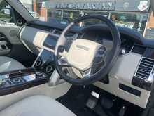 Land Rover Range Rover 4.4 SD V8 Autobiography SUV 5dr Diesel Auto 4WD Euro 6 (s/s) (339 ps)
