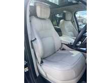 Land Rover Range Rover 4.4 SD V8 Autobiography SUV 5dr Diesel Auto 4WD Euro 6 (s/s) (339 ps)