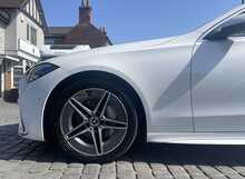 Mercedes-Benz C Class 2.0 C300e 25.4kWh AMG Line (Premium Plus) Saloon 4dr Petrol Plug-in Hybrid G-Tronic+ Euro 6 (s/s) (313 ps)