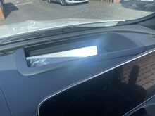Mercedes-Benz C Class 2.0 C300e 25.4kWh AMG Line (Premium Plus) Saloon 4dr Petrol Plug-in Hybrid G-Tronic+ Euro 6 (s/s) (313 ps)