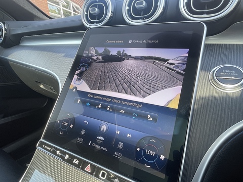2.0 C300e 25.4kWh AMG Line (Premium Plus) Saloon 4dr Petrol Plug-in Hybrid G-Tronic+ Euro 6 (s/s) (313 ps)