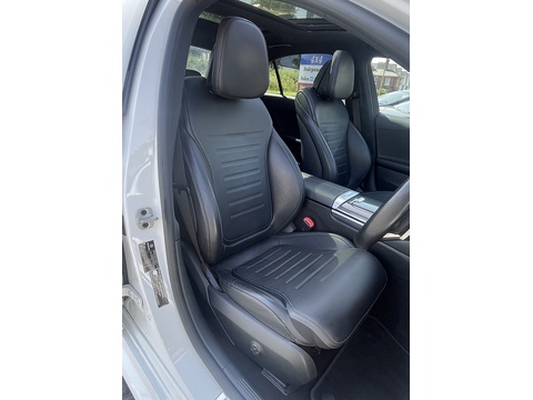 2.0 C300e 25.4kWh AMG Line (Premium Plus) Saloon 4dr Petrol Plug-in Hybrid G-Tronic+ Euro 6 (s/s) (313 ps)