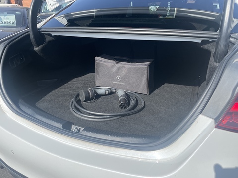 2.0 C300e 25.4kWh AMG Line (Premium Plus) Saloon 4dr Petrol Plug-in Hybrid G-Tronic+ Euro 6 (s/s) (313 ps)