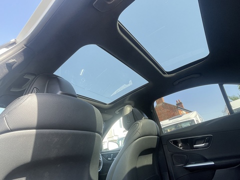 2.0 C300e 25.4kWh AMG Line (Premium Plus) Saloon 4dr Petrol Plug-in Hybrid G-Tronic+ Euro 6 (s/s) (313 ps)