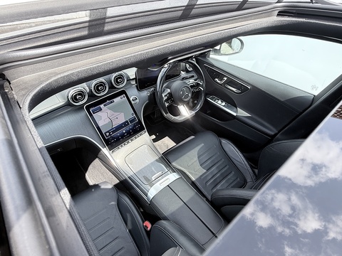 2.0 C300e 25.4kWh AMG Line (Premium Plus) Saloon 4dr Petrol Plug-in Hybrid G-Tronic+ Euro 6 (s/s) (313 ps)