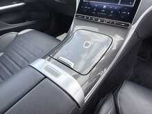Mercedes-Benz C Class 2.0 C300e 25.4kWh AMG Line (Premium Plus) Saloon 4dr Petrol Plug-in Hybrid G-Tronic+ Euro 6 (s/s) (313 ps)