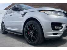Land Rover Range Rover Sport 3.0 SD V6 Autobiography Dynamic SUV 5dr Diesel Auto 4WD Euro 5 (s/s) (306 ps)