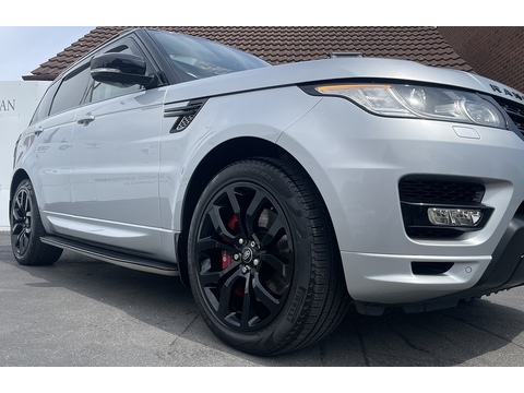 3.0 SD V6 Autobiography Dynamic SUV 5dr Diesel Auto 4WD Euro 5 (s/s) (306 ps)