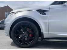 Land Rover Range Rover Sport 3.0 SD V6 Autobiography Dynamic SUV 5dr Diesel Auto 4WD Euro 5 (s/s) (306 ps)