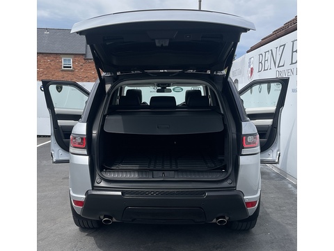 3.0 SD V6 Autobiography Dynamic SUV 5dr Diesel Auto 4WD Euro 5 (s/s) (306 ps)