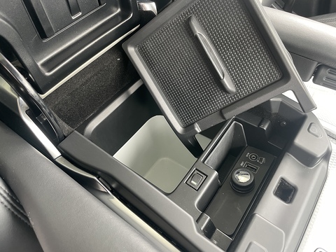3.0 SD V6 Autobiography Dynamic SUV 5dr Diesel Auto 4WD Euro 5 (s/s) (306 ps)