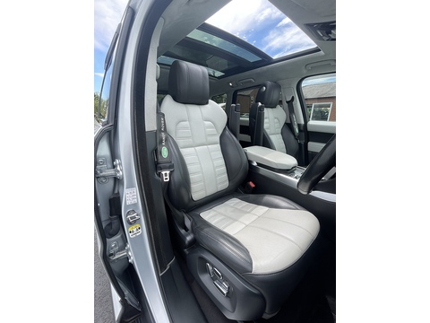 3.0 SD V6 Autobiography Dynamic SUV 5dr Diesel Auto 4WD Euro 5 (s/s) (306 ps)