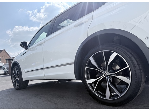 2.0 TDI R-Line SUV 5dr Diesel DSG 4Motion Euro 6 (s/s) (200 ps)