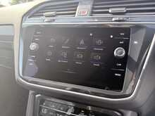 Volkswagen Tiguan Allspace 2.0 TDI R-Line SUV 5dr Diesel DSG 4Motion Euro 6 (s/s) (200 ps)