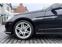 Mercedes-Benz E Class 2.1 E220 CDI BlueEfficiency Sport Saloon 4dr Diesel G-Tronic+ Euro 5 (s/s) (170 ps)