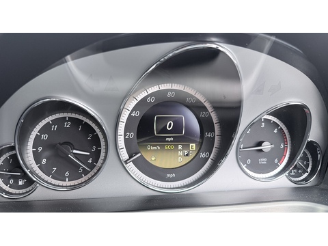 2.1 E220 CDI BlueEfficiency Sport Saloon 4dr Diesel G-Tronic+ Euro 5 (s/s) (170 ps)