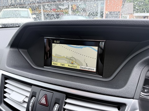2.1 E220 CDI BlueEfficiency Sport Saloon 4dr Diesel G-Tronic+ Euro 5 (s/s) (170 ps)