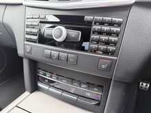 Mercedes-Benz E Class 2.1 E220 CDI BlueEfficiency Sport Saloon 4dr Diesel G-Tronic+ Euro 5 (s/s) (170 ps)