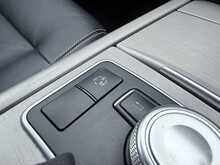 Mercedes-Benz E Class 2.1 E220 CDI BlueEfficiency Sport Saloon 4dr Diesel G-Tronic+ Euro 5 (s/s) (170 ps)
