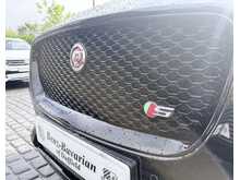 Jaguar F-PACE 3.0 D300 V6 S SUV 5dr Diesel Auto AWD Euro 6 (s/s) (300 ps)