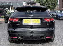 Jaguar F-PACE 3.0 D300 V6 S SUV 5dr Diesel Auto AWD Euro 6 (s/s) (300 ps)