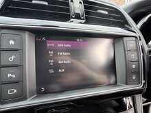 Jaguar F-PACE 3.0 D300 V6 S SUV 5dr Diesel Auto AWD Euro 6 (s/s) (300 ps)