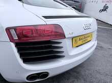 Audi R8 4.2 FSI V8 Limited Edition Coupe 2dr Petrol R Tronic quattro Euro 5 (430 ps)