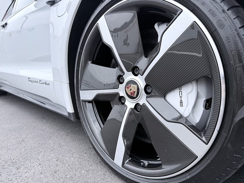 Performance Plus 93.4kWh Turbo Saloon 4dr Electric Auto 4WD (680 ps)