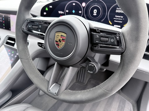 Performance Plus 93.4kWh Turbo Saloon 4dr Electric Auto 4WD (680 ps)