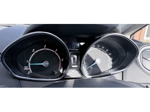 1.6 TDCi Titanium X Hatchback 5dr Diesel Manual Euro 5 (95 ps)