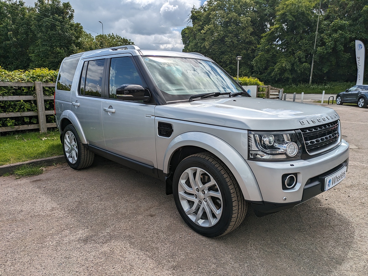 Used 2016 Land Rover Discovery 4 SD V6 Landmark For Sale (U12220
