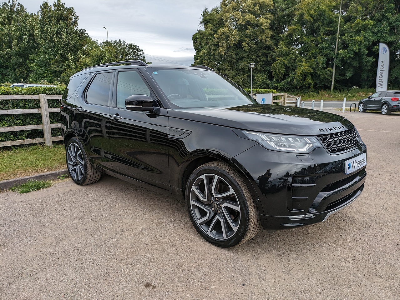 Used 2020 Land Rover Discovery SD V6 HSE Luxury For Sale (U12328